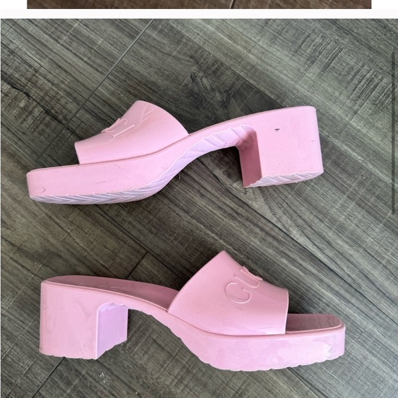 Gucci Pink Monogram Rubber Slide Mule Sandals Sz 8 - Picture 10 of 10